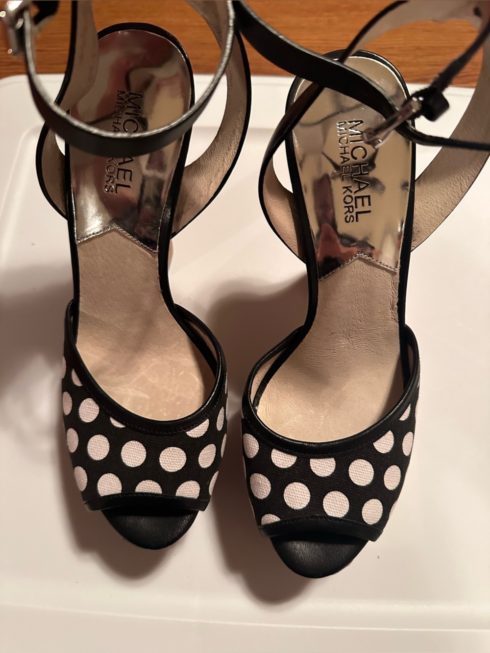 Michael Kors Black & White Polka Dot Peep Toe Ankle Strap Heels Size 7,5